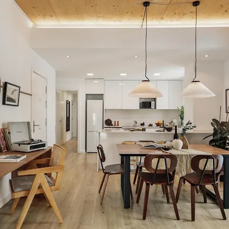 Arenal - 3 Bedrooms And Terrace In Sarria Barcelona
