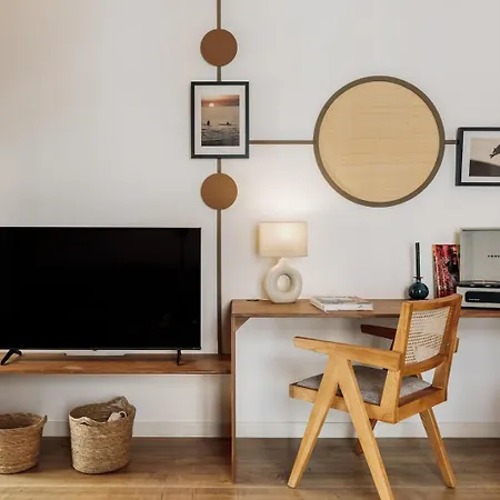 Arenal - 3 Bedrooms And Terrace In Sarria *