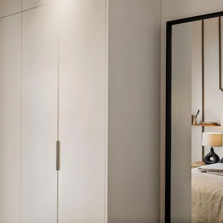 Arenal - 3 Bedrooms And Terrace In Sarria Apartment