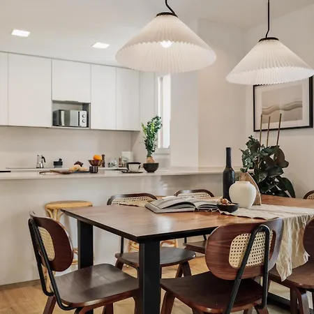 Apartment Arenal - 3 Bedrooms And Terrace In Sarria